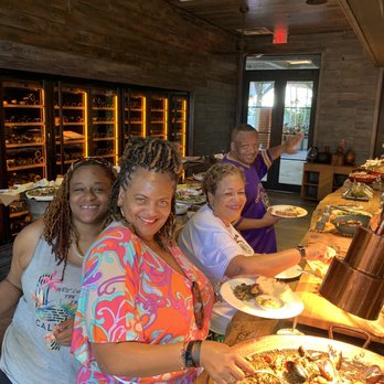 Quinto - Family enjoying the buffet - Steakhouses Near Me - Miami, Florida Quinto - Family enjoying the buffet - Steakhouses Near Me - Miami, Florida