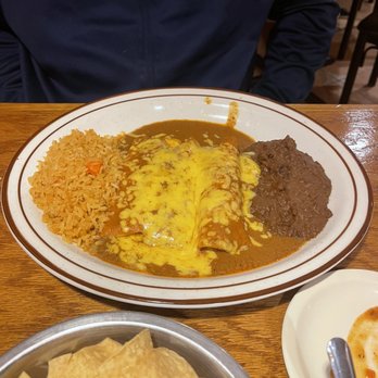 Hector's Mexican Restaurant - Enchiladas Mixtas - Tex-Mex Near Me - Humble, Texas Hector's Mexican Restaurant - Enchiladas Mixtas - Tex-Mex Near Me - Humble, Texas