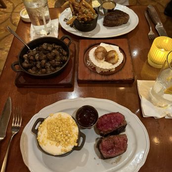 Le Cellier Steakhouse - Steakhouses Near Me - Orlando, Florida Le Cellier Steakhouse - Steakhouses Near Me - Orlando, Florida