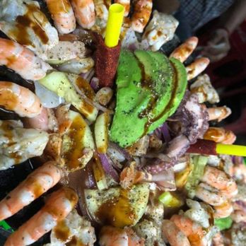 Si Señor Taqueria - a large platter of shrimp and shrimp skewers - Tacos Near Me - Jerome, Idaho Si Señor Taqueria - a large platter of shrimp and shrimp skewers - Tacos Near Me - Jerome, Idaho