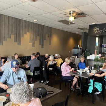 Thai Kitchen - Peaking in on peak lunchtime - Thai Near Me - Mesa, Arizona Thai Kitchen - Peaking in on peak lunchtime - Thai Near Me - Mesa, Arizona