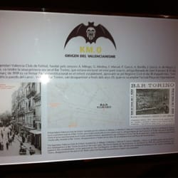 Km 0 del Valencia CF - Explicación de la placa km0 que acompaña