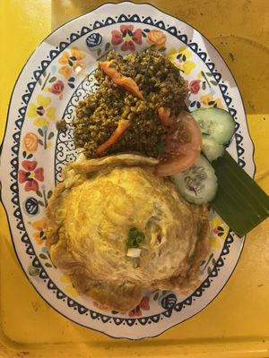 Thai Table by null