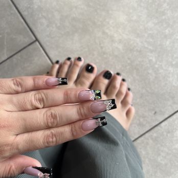 Galaxy Nails & Spa - Nail Salons Near Me - Lacey, Washington