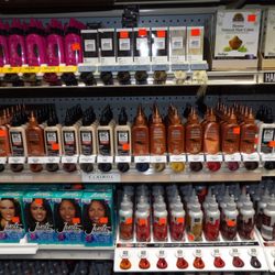 Amy's Wigs - Aisle 4