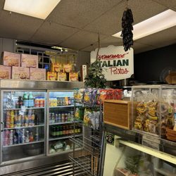 Appetizzio's Italian Specialties & World Market