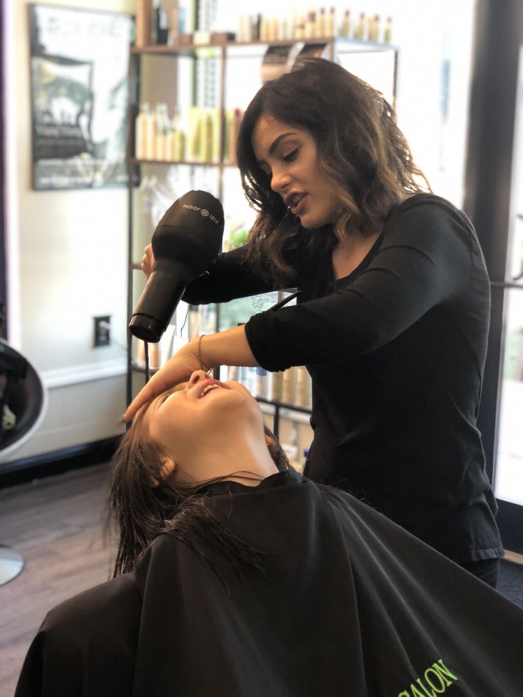 LULU SALON 27 Photos & 12 Reviews Hair Salons 528 N Broome St