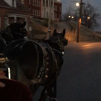 Wine Country Wagon Rides - Wine Tours Near Me - Gerald, Missouri Wine Country Wagon Rides - Wine Tours Near Me - Gerald, Missouri