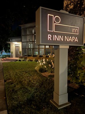R INN NAPA by null
