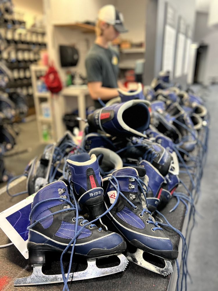 LA KINGS ICE Updated September 2024 18 Photos 550 Deep Valley Dr