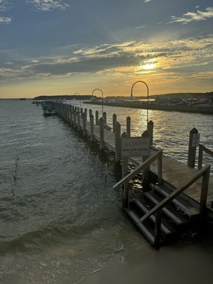 Rusty Rudder by null