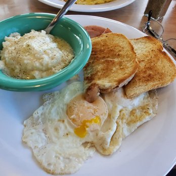 Frannick's Cafe - Country breakfast - American Near Me - Dallas, Georgia