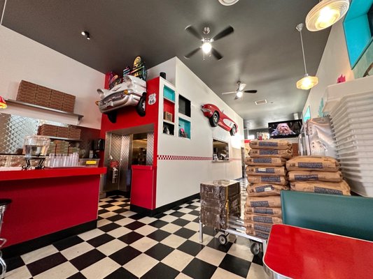 MOTO Pizza Edmonds by null