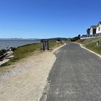 Marina Bay Park - Walking trail along the bay - Parks Near Me - Richmond, California