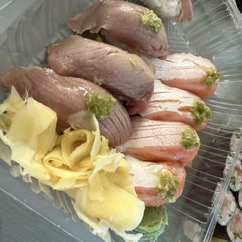 Kakuna Sushi - Toro Salmon belly - Sushi Bars Near Me - Milpitas, California Kakuna Sushi - Toro Salmon belly - Sushi Bars Near Me - Milpitas, California