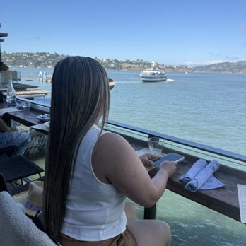 Barrel House Tavern - Stunning waterfront view of the bay!!!! - New American Near Me - Sausalito, California