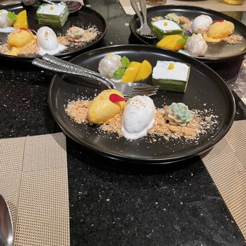Benjarong Royal Thai Restaurant - Thai Near Me - Makati, NCR