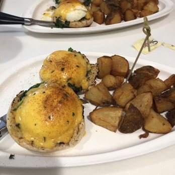 Omelet Bar - Breakfast & Brunch Near Me - Orlando, Florida Omelet Bar - Breakfast & Brunch Near Me - Orlando, Florida