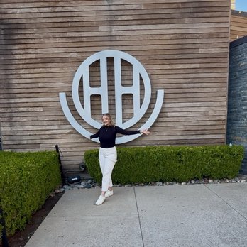 HAPPIEST HOUR - Updated August 2025 - 1235 Photos & 1112 Reviews - 2616