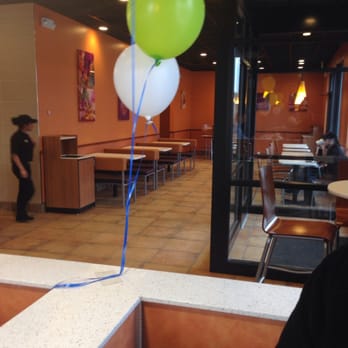 Taco Bell - Fast Food Near Me - Dayville, Connecticut