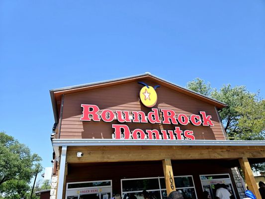 Round Rock Donuts by null