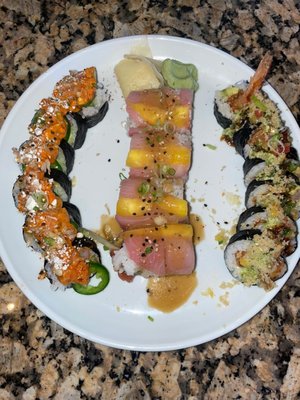 Rock & Rolls Sushi Lounge by null