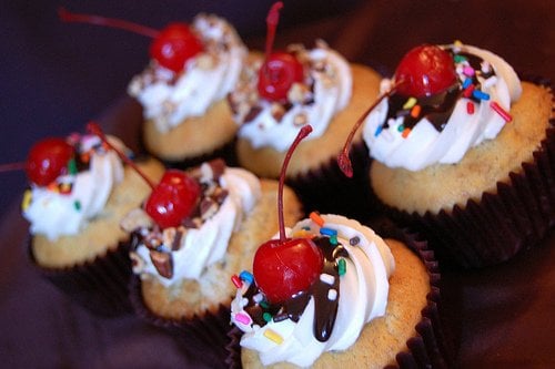 Gold Leaf Confections Logo