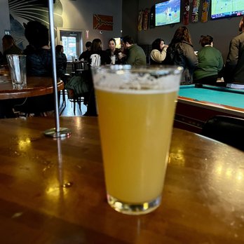 The Gramophone - Modern Brewing Choice Nugs IPA - Bars Near Me - Saint Louis, Missouri The Gramophone - Modern Brewing Choice Nugs IPA - Bars Near Me - Saint Louis, Missouri