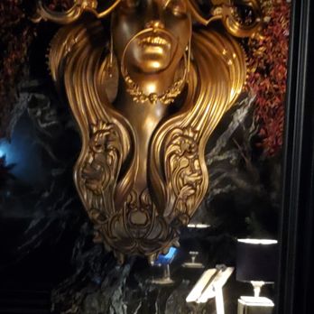 Dearly Beloved - Cocktail Bars Near Me - Chicago, Illinois