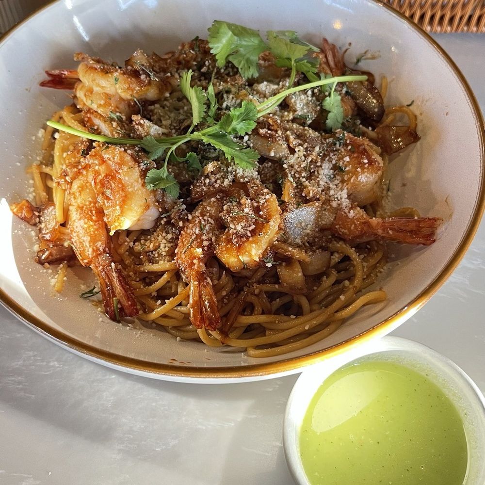 Lantern Vietnamese Kitchen - Garlic Noodles with Prawns - Breakfast & Brunch Near Me - Rancho Cucamonga, California Lantern Vietnamese Kitchen - Garlic Noodles with Prawns - Breakfast & Brunch Near Me - Rancho Cucamonga, California