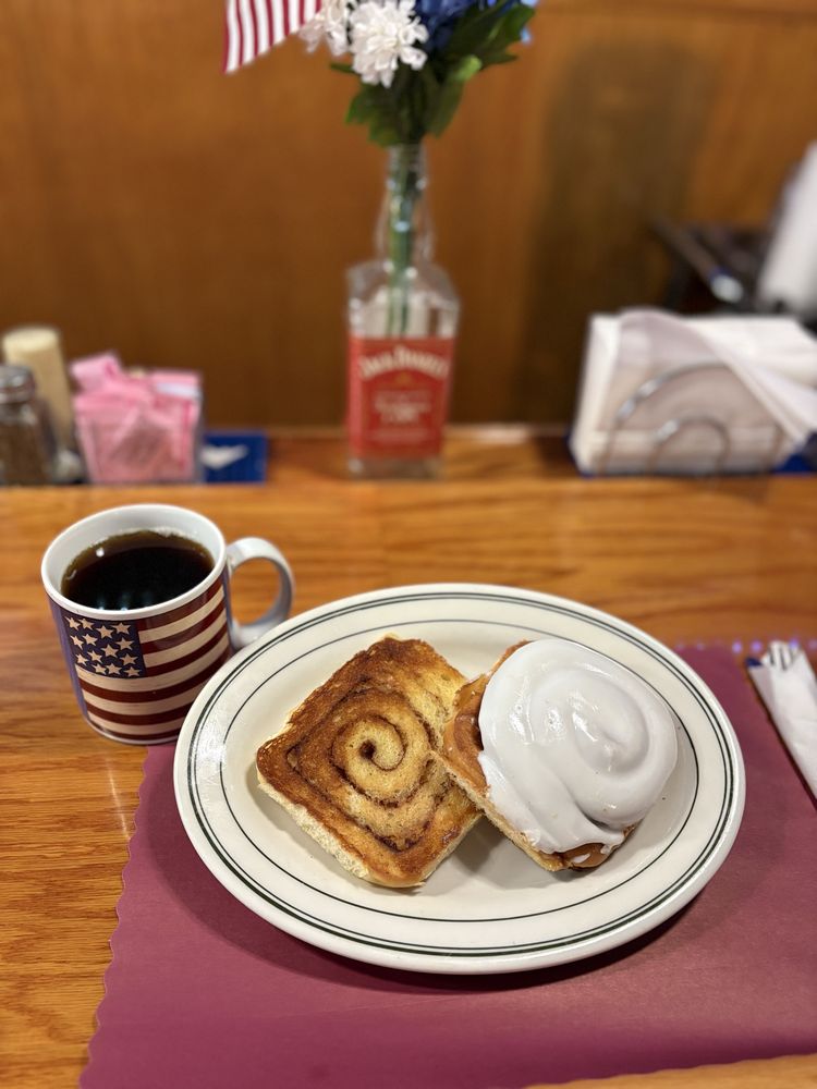 Social spots from RJS Birds Nest