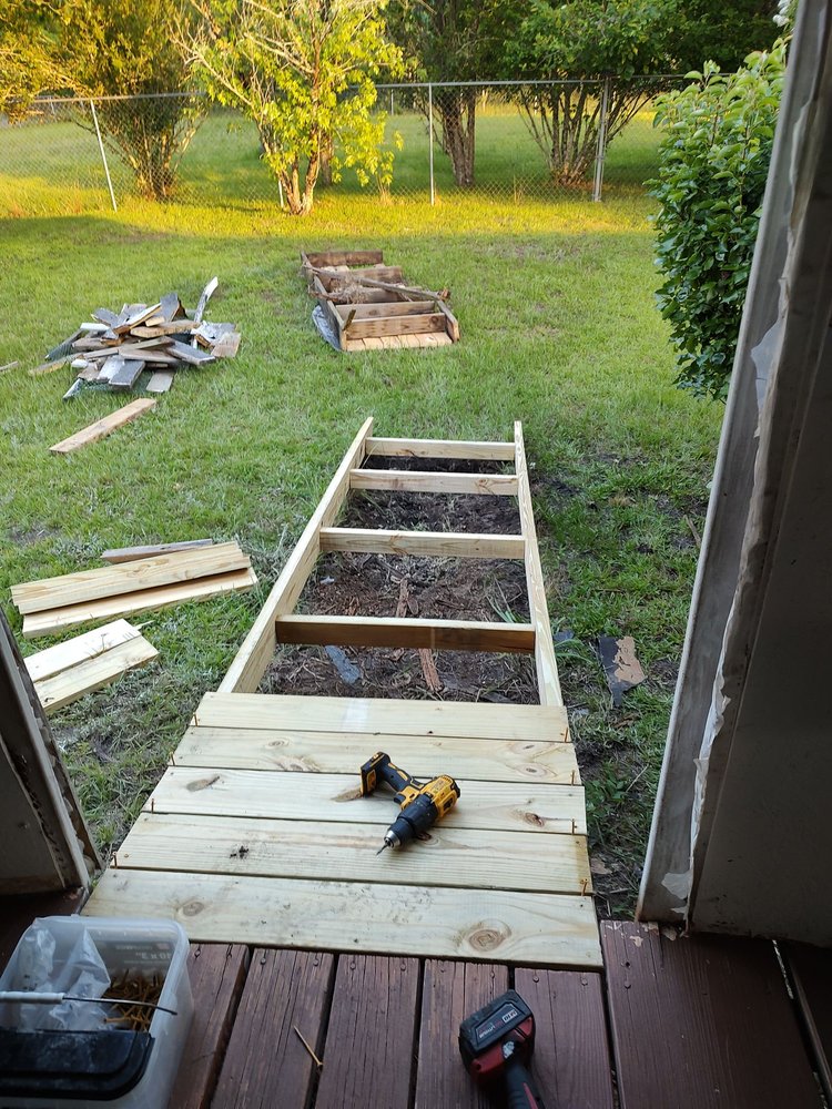 Slide of 360 Precision Cleaning & Maintenance, LLC