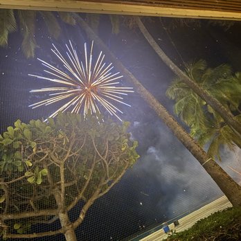 Bali Oceanfront - Seafood Near Me - Honolulu, Hawaii