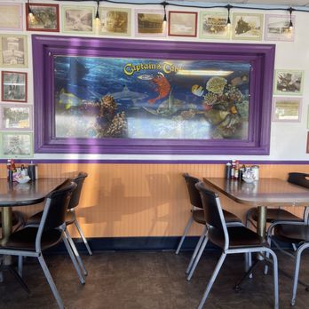The Captain's Table - Breakfast & Brunch Near Me - Morehead City, North Carolina The Captain's Table - Breakfast & Brunch Near Me - Morehead City, North Carolina