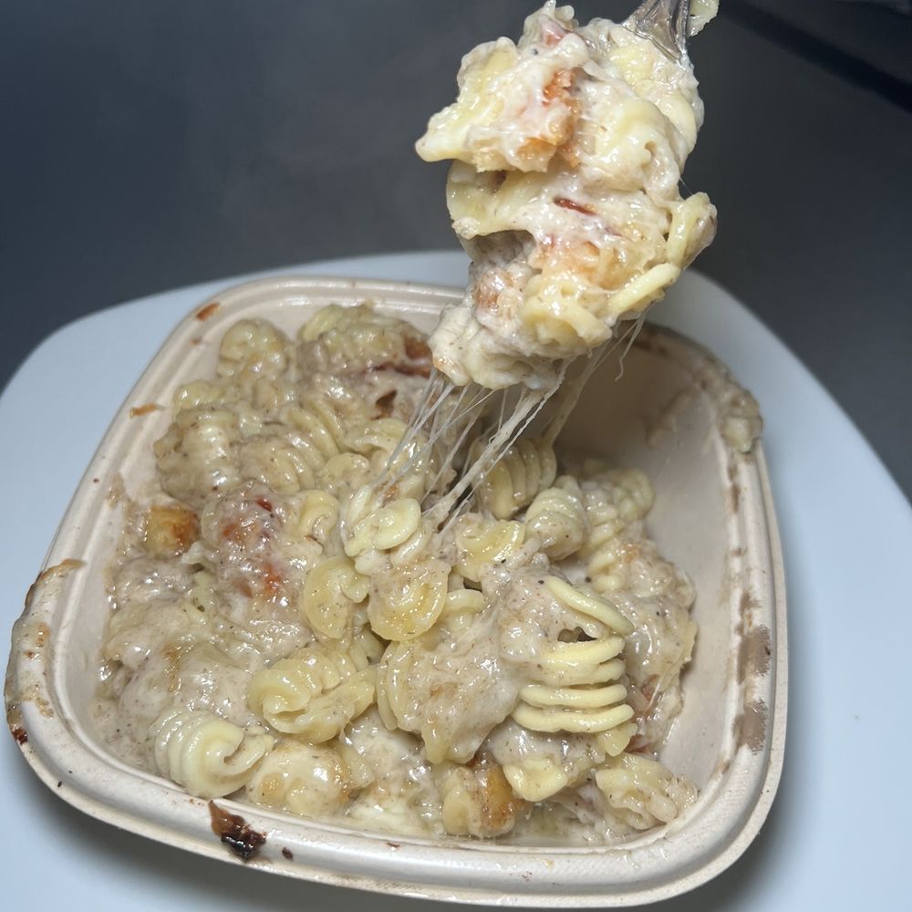 Murray's Cheese - Bleecker - Truffle Mac & Cheese Bake at Home - Cheese Shops Near Me - New York, New York Murray's Cheese - Bleecker - Truffle Mac & Cheese Bake at Home - Cheese Shops Near Me - New York, New York