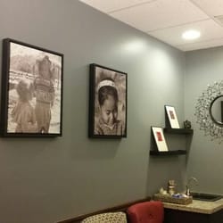 Center for Integrative Health and Healing - Waiting area with beautiful pictures and quotes.