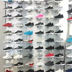 Shoe Palace