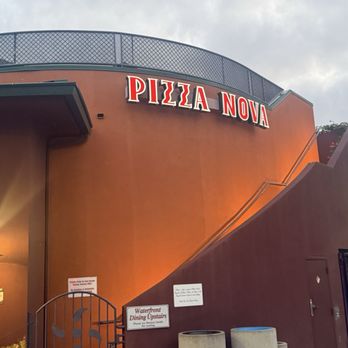 Pizza Nova - Entrance to restaurant - Pizza Near Me - San Diego, California