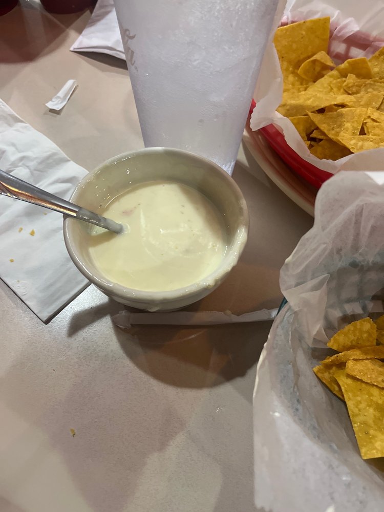 LA CABANA Updated November 2024 17 Photos & 17 Reviews 522 W