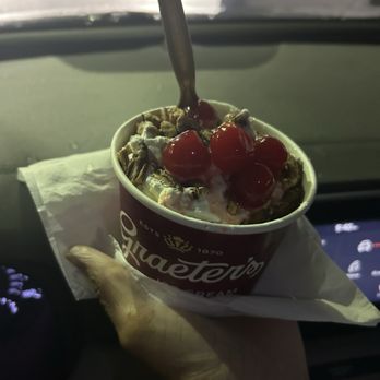 Graeter's Ice Cream - Sunday with banana chip ice cream - Ice Cream & Frozen Yogurt Near Me - Fairfield, Ohio Graeter's Ice Cream - Sunday with banana chip ice cream - Ice Cream & Frozen Yogurt Near Me - Fairfield, Ohio