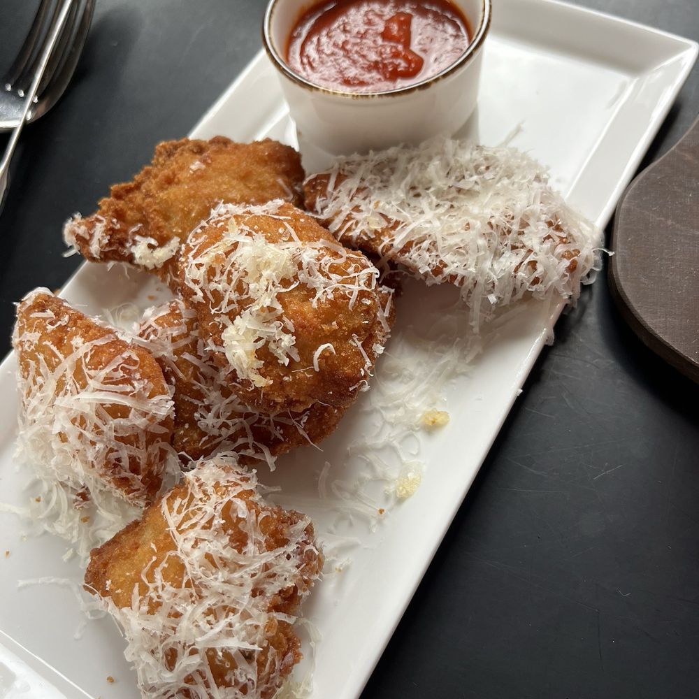The Wine Kitchen - Chicken parm bites - Tapas Bars Near Me - Leesburg, Virginia The Wine Kitchen - Chicken parm bites - Tapas Bars Near Me - Leesburg, Virginia