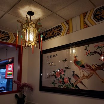Ling's Chinese Restaurant - a painting on the wall - Chinese Near Me - White City, Oregon Ling's Chinese Restaurant - a painting on the wall - Chinese Near Me - White City, Oregon