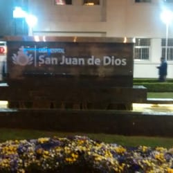 Casa Hospital San Juan de Dios - Mil personas en la guardia