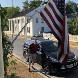 MDUB Chauffeaur Services - Professional, Courteous, Caring, Chauffeaur Services