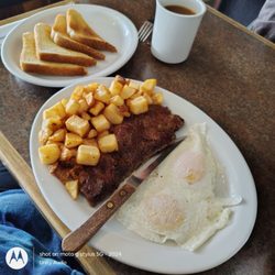 Jon's Restaurant - Steak and eggs
