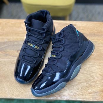 Sneaker Cleaning Lab - Shoe Repair Near Me - Tempe, Arizona Sneaker Cleaning Lab - Shoe Repair Near Me - Tempe, Arizona