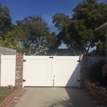 Lee's Fencing - Much better after they reinstalled - Fences & Gates Near Me - Signal Hill, California Lee's Fencing - Much better after they reinstalled - Fences & Gates Near Me - Signal Hill, California