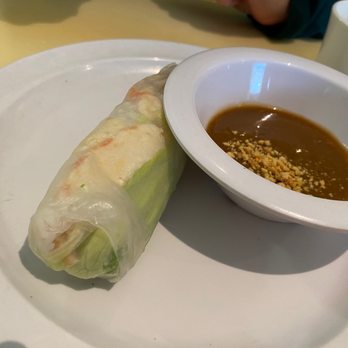 Loving Hut - SUMMER ROLLS (with vegan "seafood") - Vegan Near Me - Falls Church, Virginia Loving Hut - SUMMER ROLLS (with vegan "seafood") - Vegan Near Me - Falls Church, Virginia