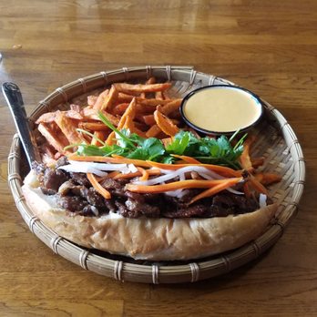 Papaya - Lemongrass pork baguette sandwich (aka banh mi) - Vietnamese Near Me - Renton, Washington