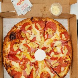 Franco's Pizza - Small Pizza (pepperoni, ham and pineapple)